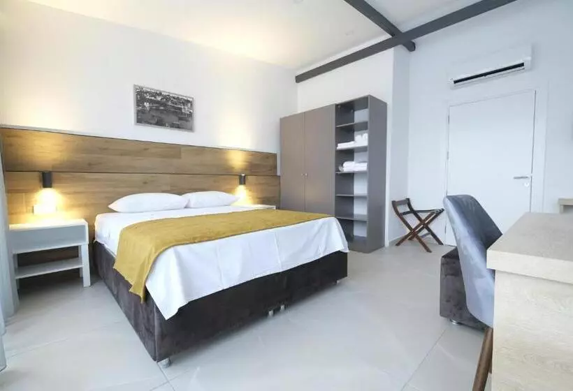 Fotos del hotel Tut:  2