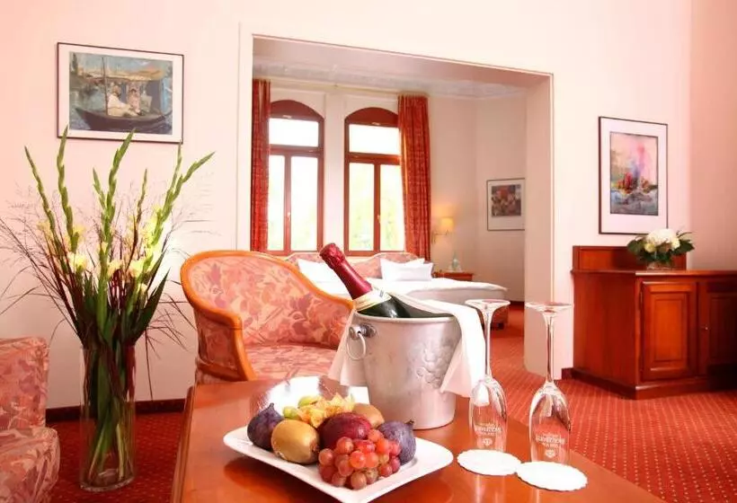 Fotos del hotel Artushof:  25