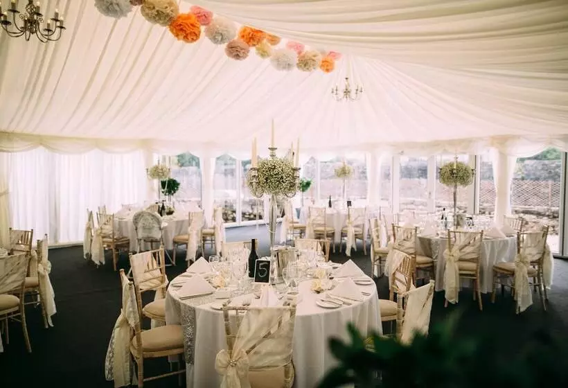 Fotos del hotel Old Post House:  2