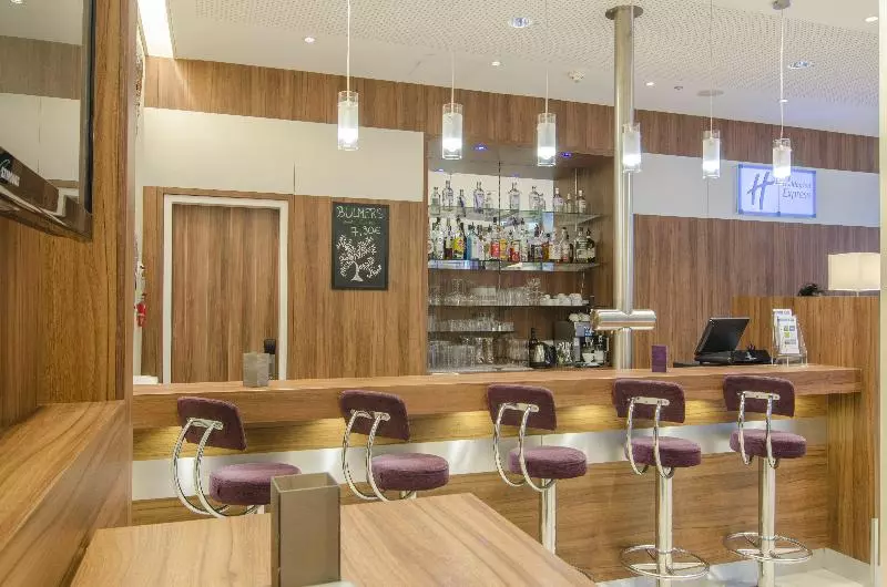 Fotos del hotel Premier Inn Hamburg City Millerntor:  4