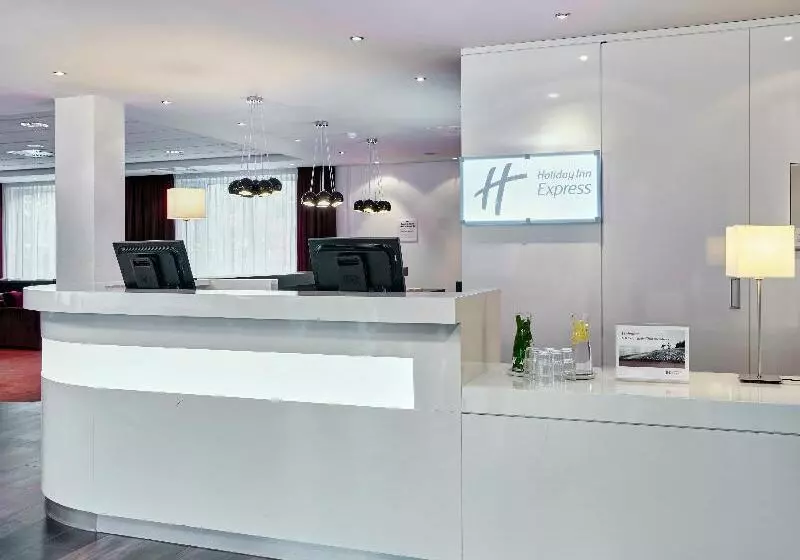 Fotos del hotel Holiday Inn Express Amsterdam  Schiphol, An Ihg:  3