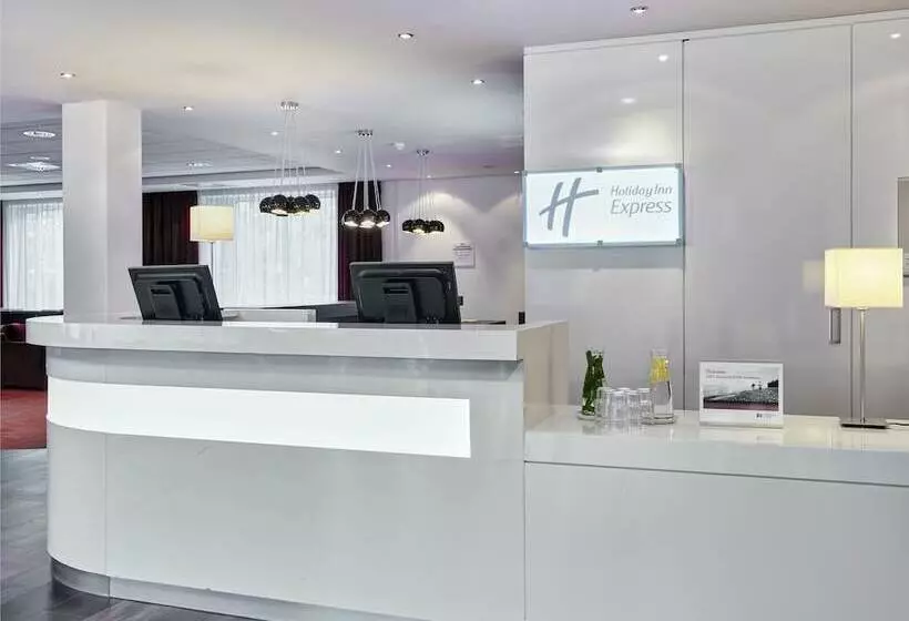 Fotos del hotel Holiday Inn Express Amsterdam  Schiphol, An Ihg:  11