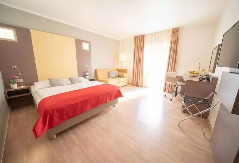 Fotos del hotel Orangerie:  2