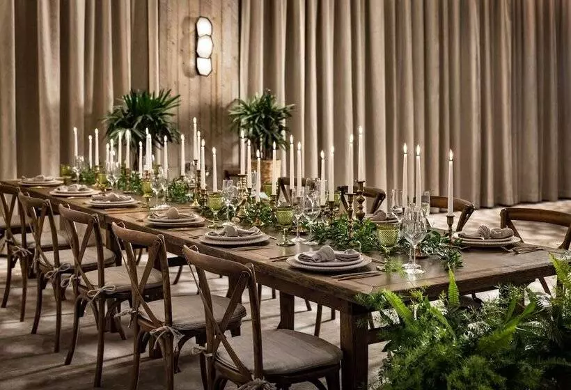 Fotos del hotel 1 Hotel Toronto:  12