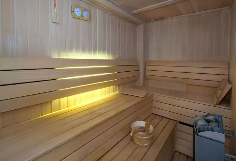 Fotos del hotel Nanda:  3