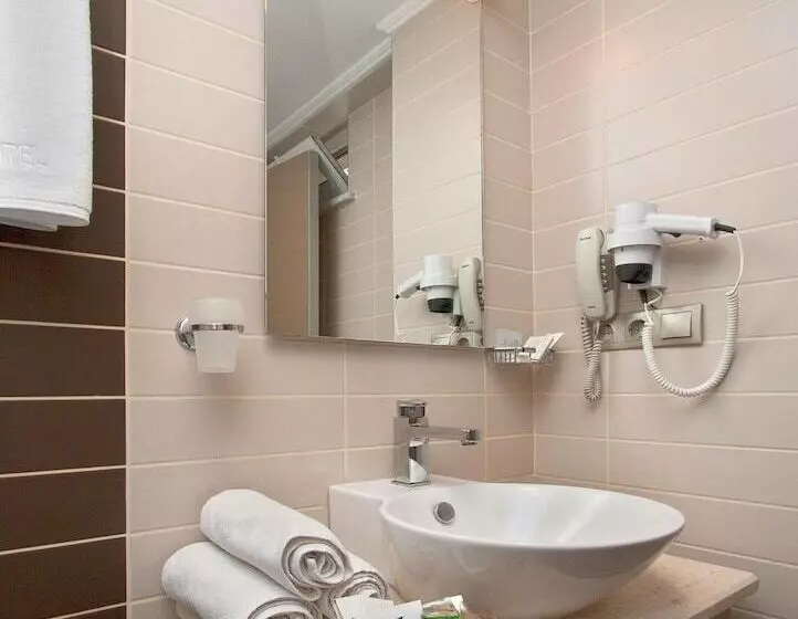 Fotos del hotel Nanda:  17