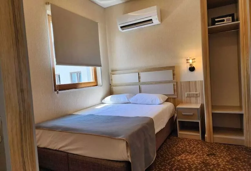 Fotos del hotel Nanda:  2