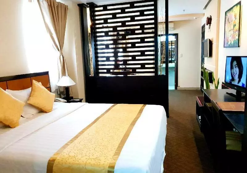 Fotos del hotel Hoàng Ngân  And Suites  City Centre:  10