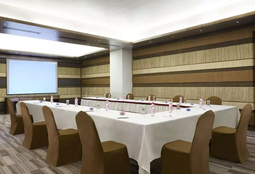 Fotos del hotel Suba International:  6