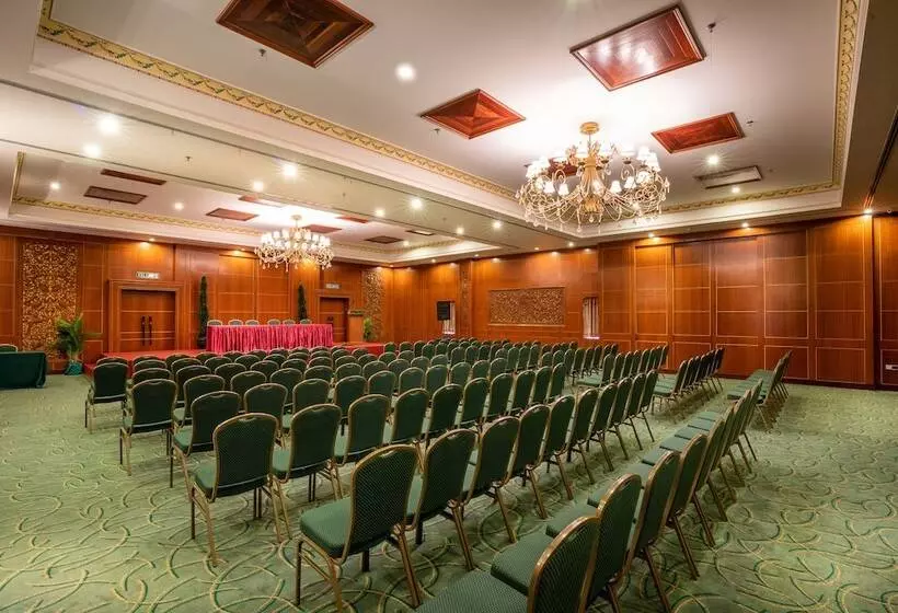 Fotos del hotel Century Pines Resort Cameron Highlands:  18