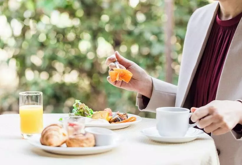 Fotos del hotel Gracery Tamachi:  5