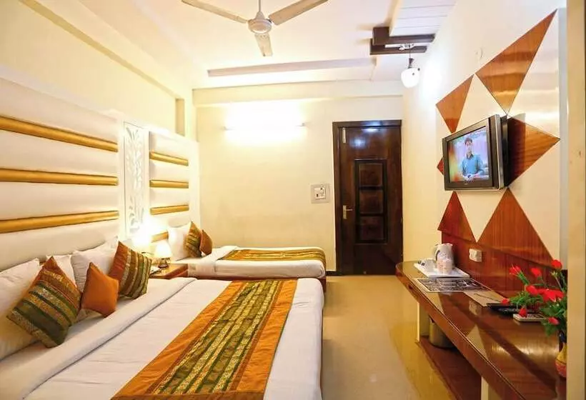 Fotos del hotel Star Plaza@new Delhi Railway Station:  11