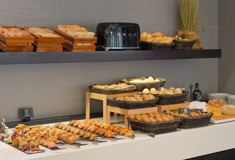 Fotos del hotel H10 Berlin Ku'damm:  16