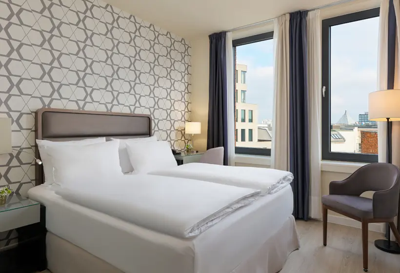 Fotos del hotel H10 Berlin Ku'damm:  40