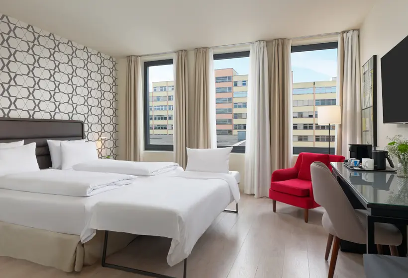 Fotos del hotel H10 Berlin Ku'damm:  46