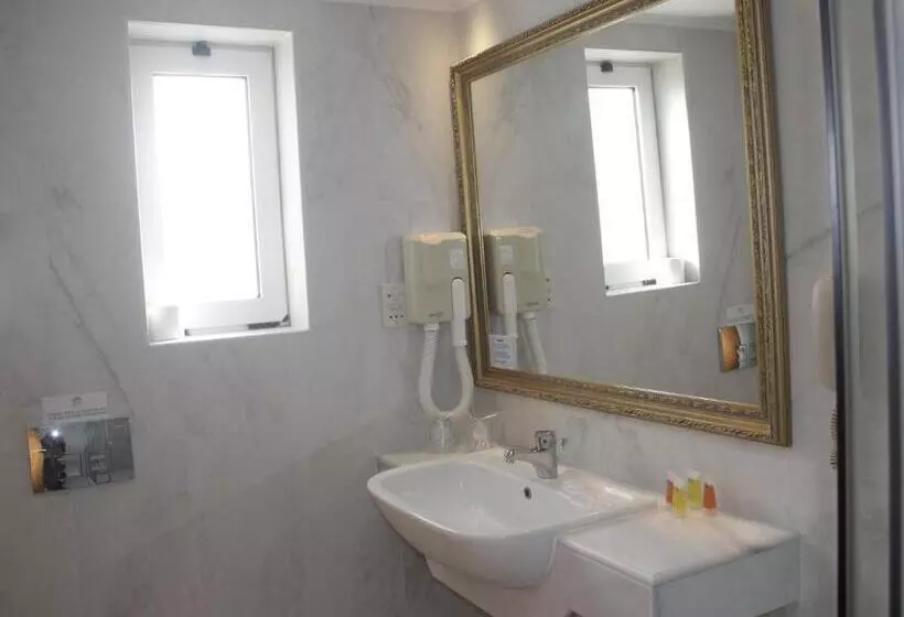 Fotos del hotel Delfina Beach:  12