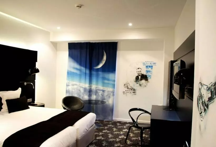 Fotos del hotel Kyriad Prestige Perpignan Centre Del Mon:  7