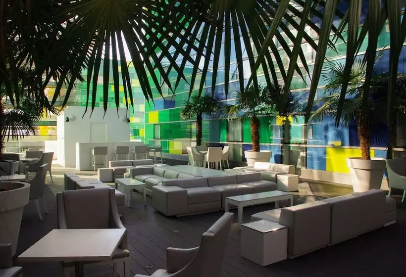 Fotos del hotel Kyriad Prestige Perpignan Centre Del Mon:  15