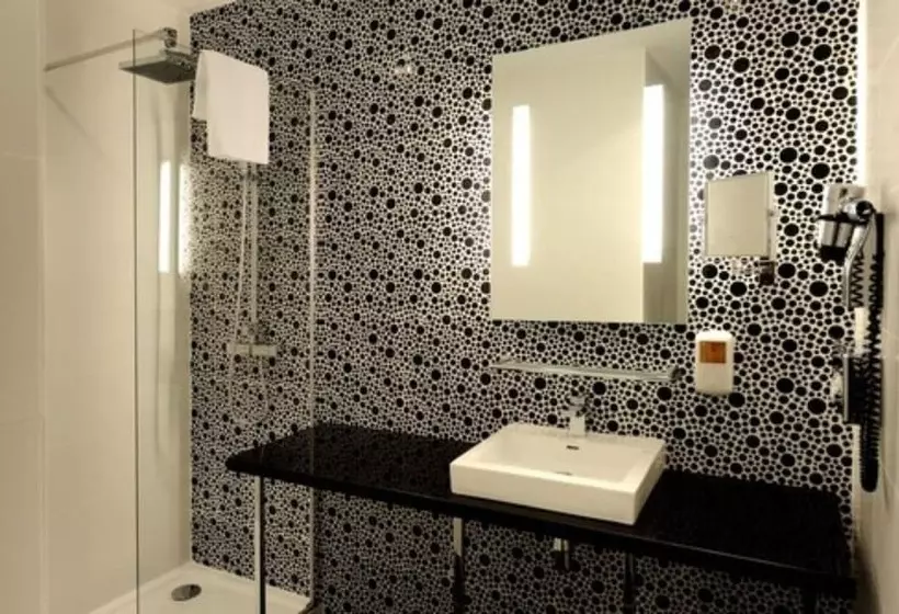 Fotos del hotel Kyriad Prestige Perpignan Centre Del Mon:  16