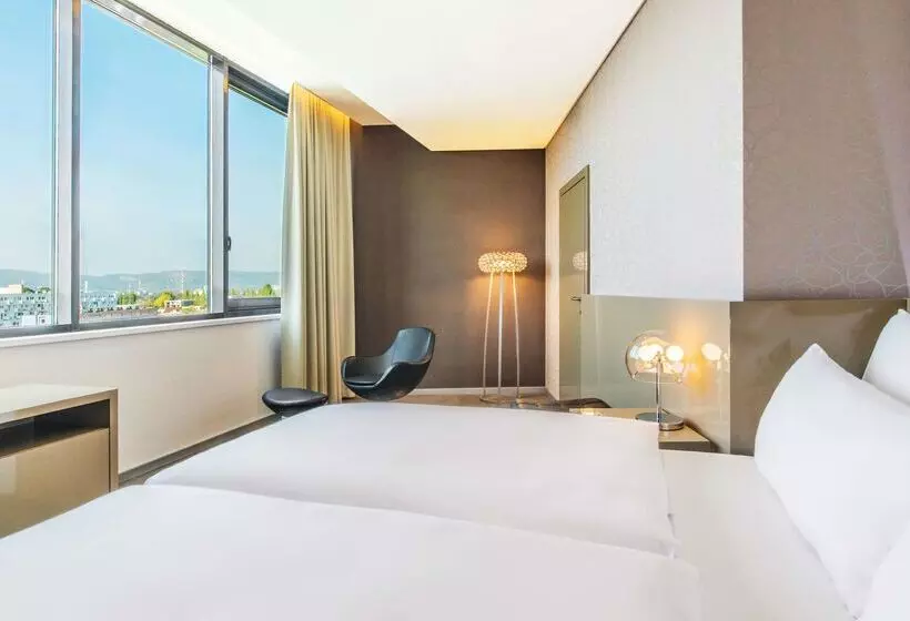 Fotos del hotel Nh Bratislava Gate One:  15