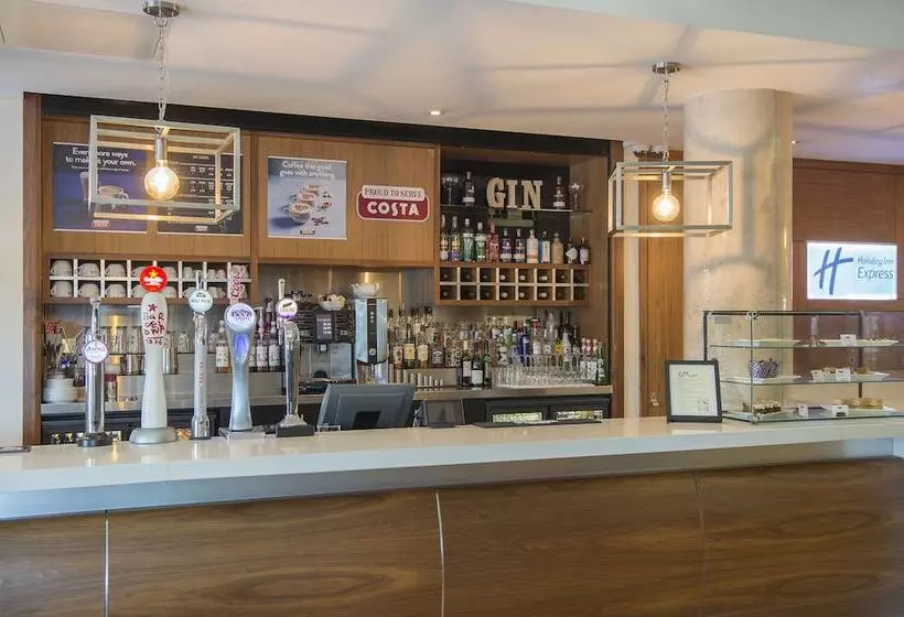 Fotos del hotel Holiday Inn Express Sheffield City Centre, An Ihg:  6
