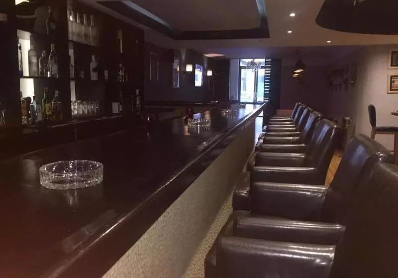 Fotos del hotel Les Saisons:  9