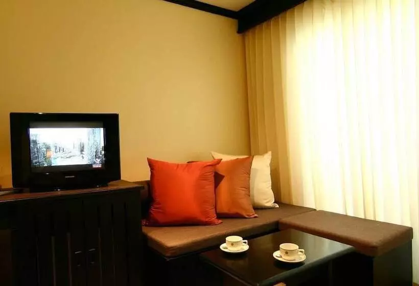 Fotos del hotel Rattana Beach  By Shanaya:  22