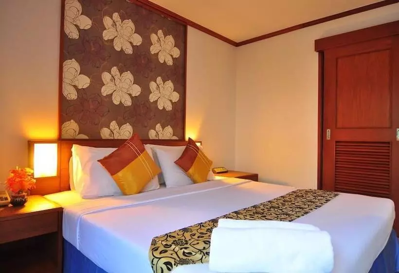 Fotos del hotel Rattana Beach  By Shanaya:  2