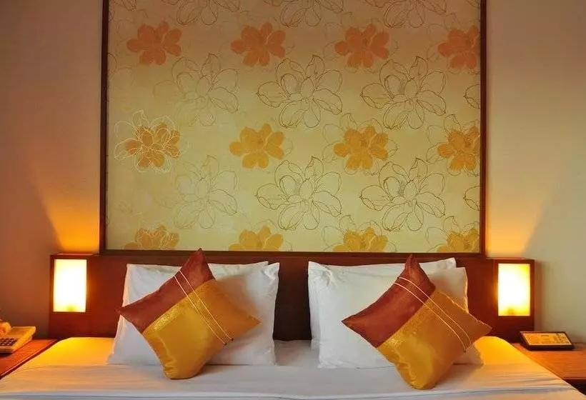 Fotos del hotel Rattana Beach  By Shanaya:  19