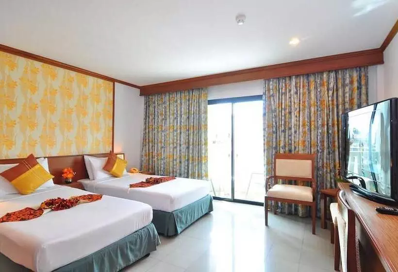 Fotos del hotel Rattana Beach  By Shanaya:  17