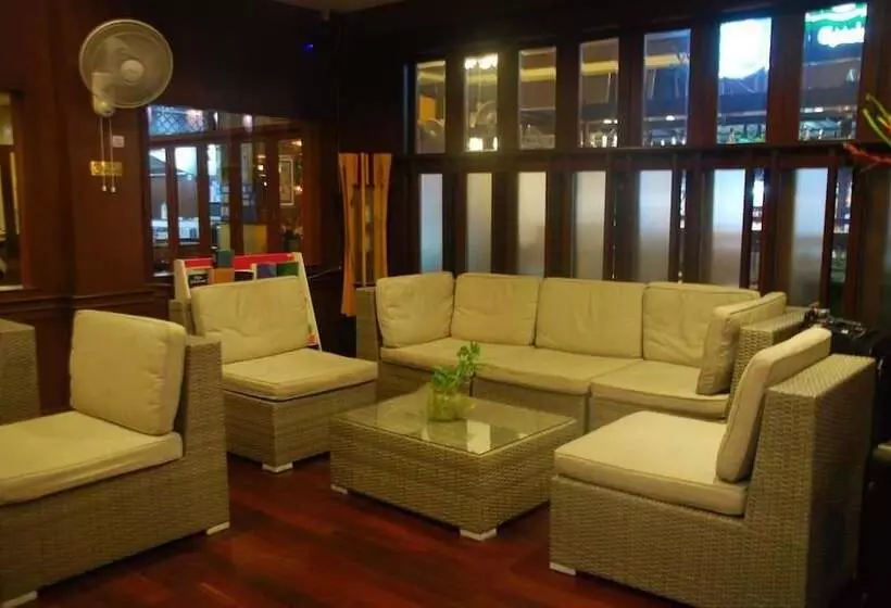 Fotos del hotel Rattana Beach  By Shanaya:  9