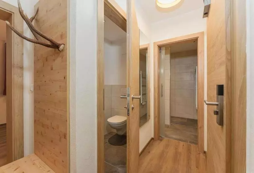 Fotos del hotel Berghotel Jaga-alm:  2