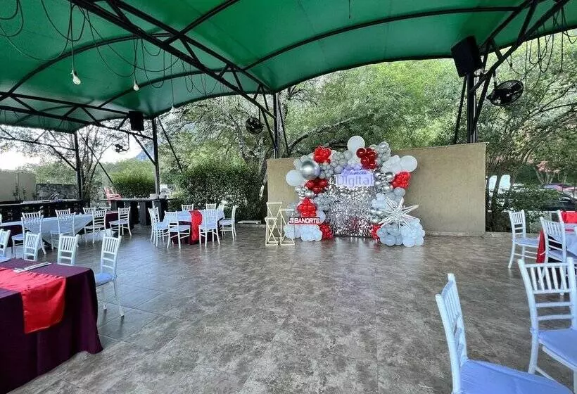 Fotos del hotel Hotel Chipinque:  13