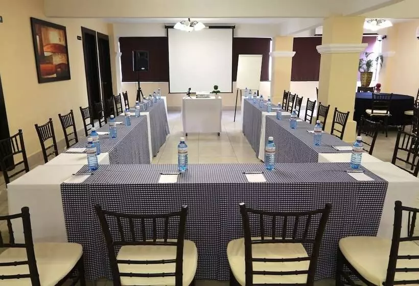 Fotos del hotel Del Carmen, En El Centro De Tuxtla Gutiérrez:  4