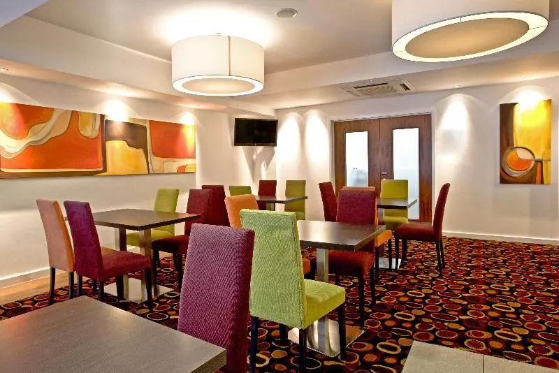 Fotos del hotel Holiday Inn Express Birmingham South A45, An Ihg:  23