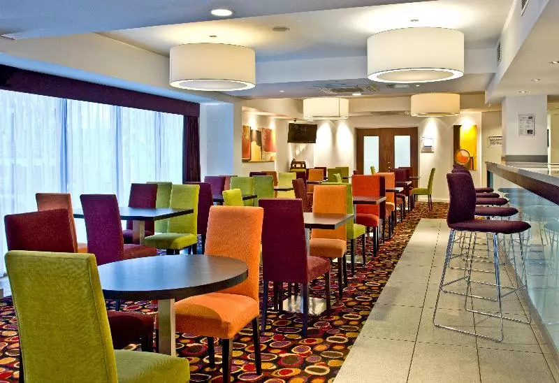 Fotos del hotel Holiday Inn Express Birmingham South A45, An Ihg:  16