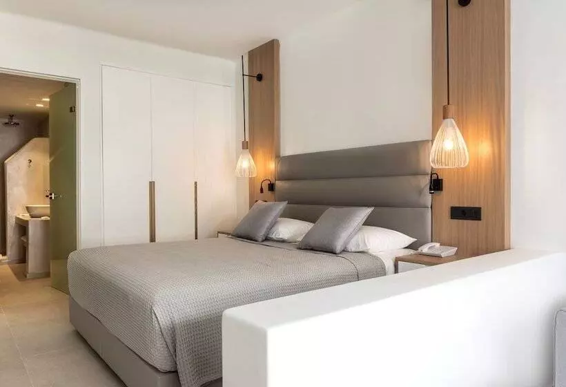 Strogili Hotel – Adults Only