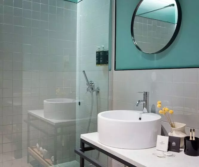 Fotos del hotel The Poet:  8