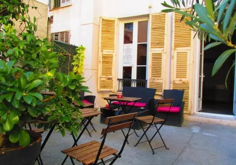 Fotos del hotel Le Pastoral:  11