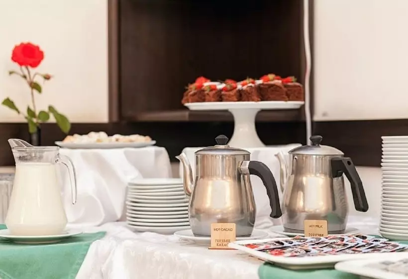 Fotos del hotel Regineh:  6