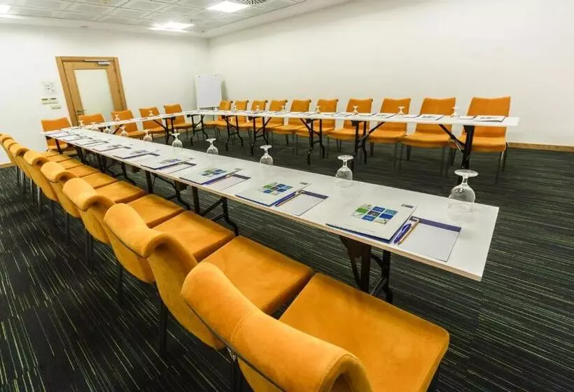 Fotos del hotel Holiday Inn Express Istanbulaltunizade, An Ihg:  6