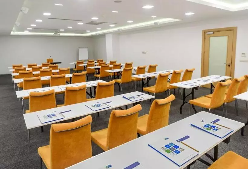 Fotos del hotel Holiday Inn Express Istanbulaltunizade, An Ihg:  14