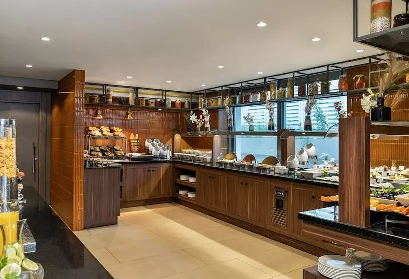 Fotos del hotel Ramada By Wyndham Istanbul Asia:  6