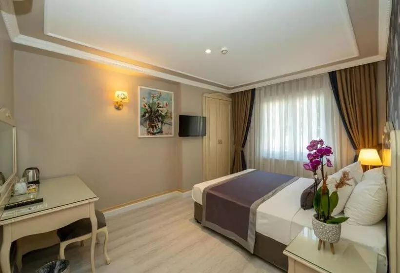 Fotos del hotel Raymond Hotel:  15