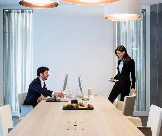 Fotos del hotel Barceló Hamburg:  33