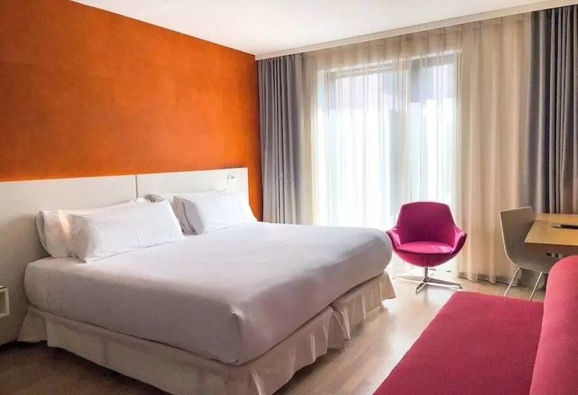 Fotos del hotel Barceló Hamburg:  4