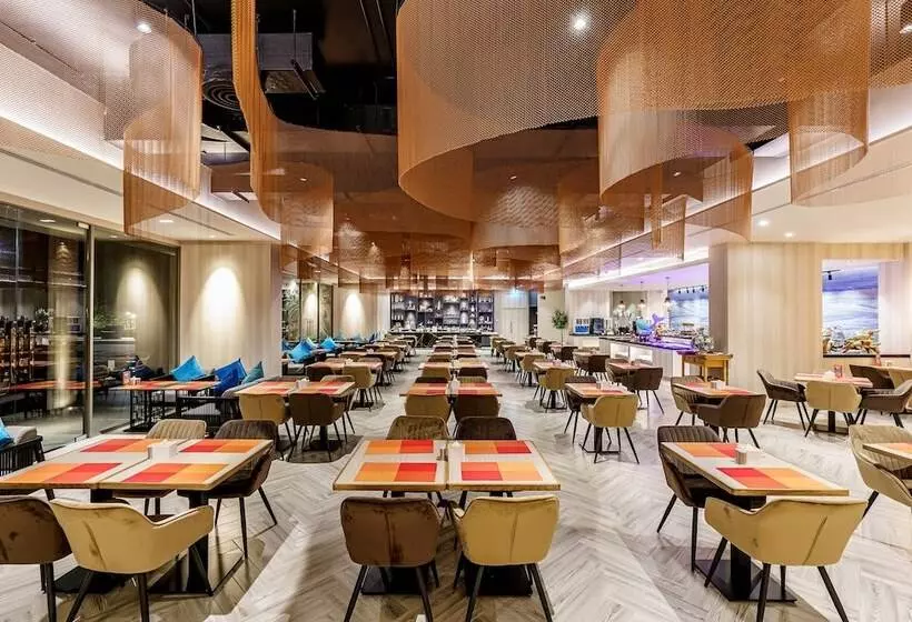 Fotos del hotel Fifth Jomtien Pattaya:  5