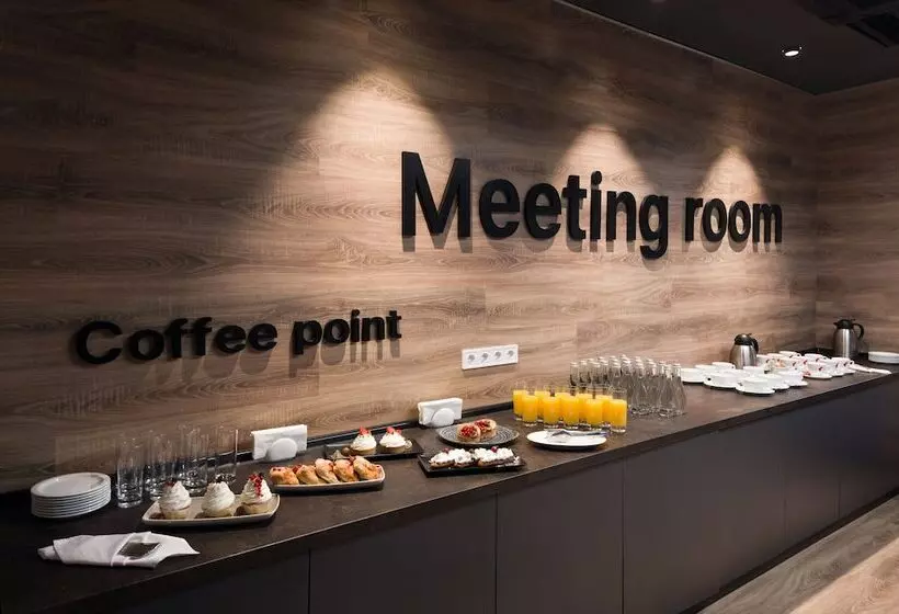 Fotos del hotel Onovo Dendra:  23