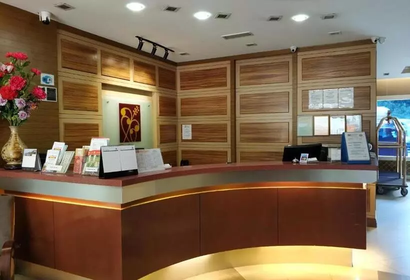 Fotos del hotel Celyn  City Mall:  3