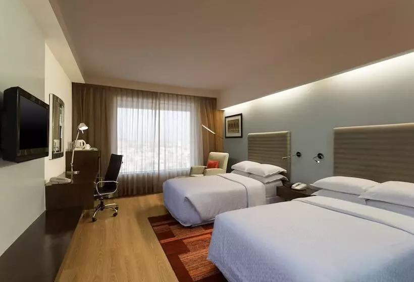 Fotos del hotel Four Points By Sheraton Jaipur, City Square:  2